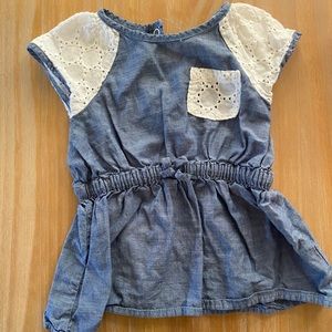 💛 5/$25 Oshkosh B’Gosh Chambray long top boho